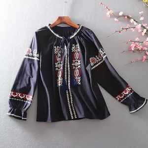 Nouvelle tunique d'été à broderie florale pour femmes, tunique courte à col rond, décontractée, à manches longues, 2022 - Product Image 4