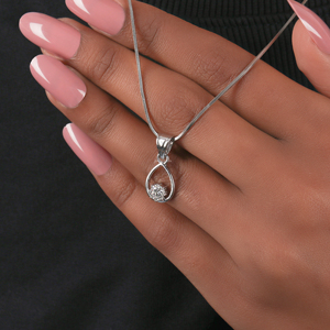 Lujoso colgante de diamante de corte redondo cultivado en laboratorio, colgante mínimo de diamante de oro sólido de 10kt para mujer con colgante de diseño personalizado de nueva moda - Product Image 2