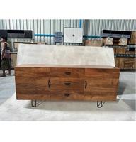 Chaise de bar de luxe avec éléments chromés