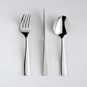 Juegos de Cubiertos de Acero Inoxidable con Acabado Espejo para Juegos de Cubiertos Dorados Mate para Bodas - Product Image 1