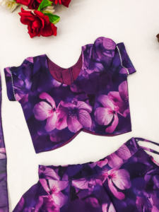 Ensemble moderne Shoryam Fashion en mousseline de soie violette à motifs floraux, style Lehenga Choli, pour enfants et jeunes filles, idéal pour les fêtes et mariages, longueur ras du sol, séchage rapide, tenue ethnique - Product Image 3
