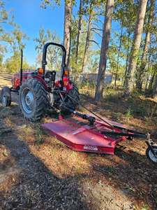 รถแทรกเตอร์การเกษตร Massey Ferguson แบบขับเคลื่อน 4 ล้อ สำหรับระบบขับเคลื่อนด้วยเกียร์เครื่องยนต์ พร้อมราคาที่แข็งแกร่ง โครงสร้างแข็งแรง เหมาะสำหรับการใช้งาน - Product Image 2