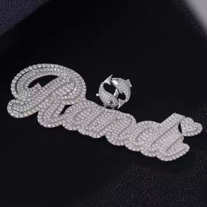 Colgante Unisex de Plata de Ley 925 con Nombre Personalizado y Moissanita, Diseño Exclusivo con Incrustaciones de Diamantes, para Toda Ocasión - Product Image 3