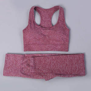 Ensemble de yoga léger personnalisable pour femmes, ensemble soutien-gorge et pantalon respirants à motif solide, grande taille fabriqué au Pakistan - Product Image 5