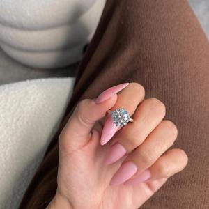 Bague de fiançailles solitaire en diamant de laboratoire rond de 4,00 carats, certifiée IGI, F VVS1 VVS2, or blanc 18 carats, bague de promesse - Product Image 1