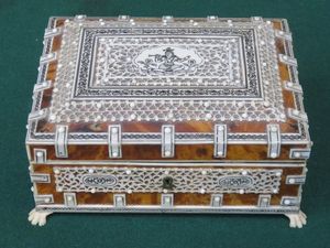 Cadeaux islamiques Mosquée du croissant Sadaquah Box Ramadan Tirelire en bois Eid Mubarak avec comptoir - Product Image 5