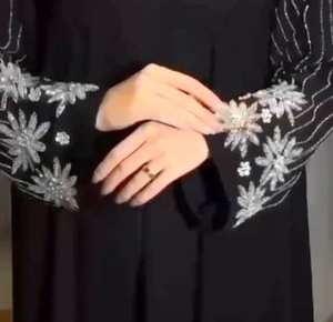 Ropa musulmana tradicional de mujer modesta elegante islámica hermosa estilo Abaya Premium Dubai-accesorio incluido - Product Image 1
