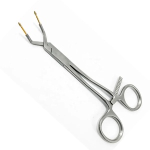 Pinzas de Ortodoncia Manuales de Acero Inoxidable Keramo Grip de 14.5 cm, TC, Curvadas para Raíz, con Soporte de Corona y Insertos de Diamante para Sujeción - Product Image 3