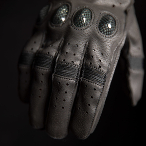 Gants de moto en cuir confortables de qualité supérieure, nouveaux, antidérapants, à manchette longue, protection des mains en fibre de carbone, pour la conduite et les courses automobiles - Product Image 2