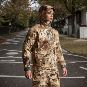 Chaqueta de caza de camuflaje transpirable con tela repelente al agua y ajuste cómodo Ideal para caza al aire libre y acampar - Product Image 1