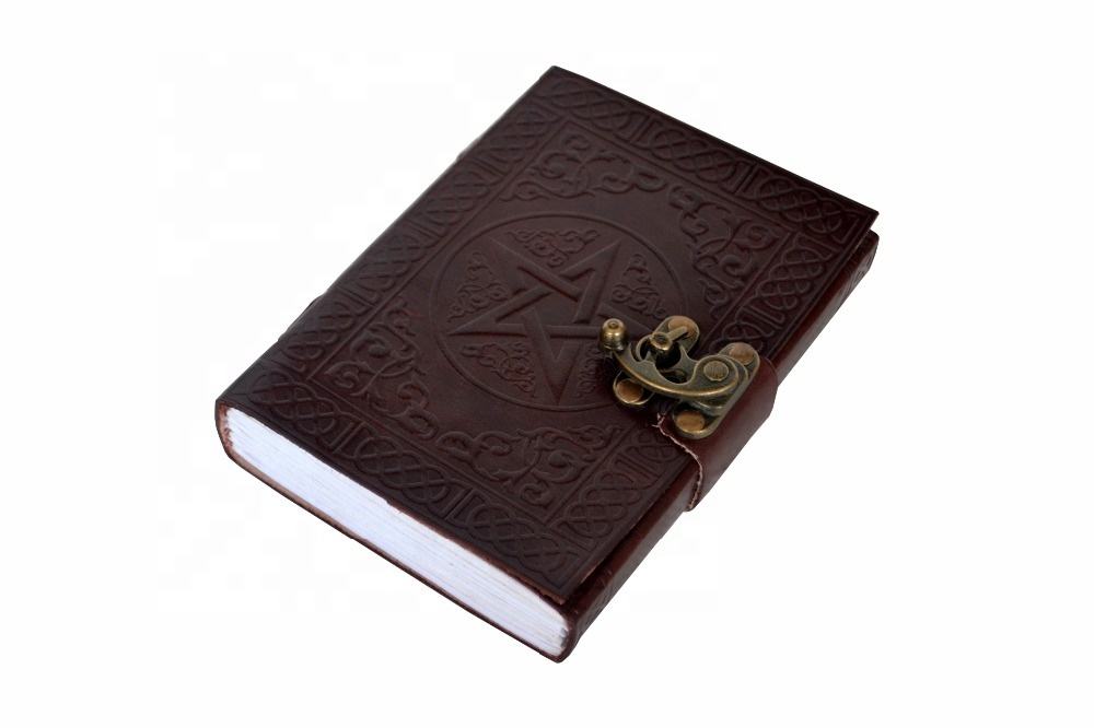 สีน้ำตาล