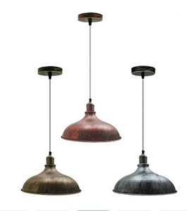 โคมไฟแขวนตาข่ายโลหะทำด้วยมือดีไซน์ทันสมัยโคมไฟห้อยประดับภายในโดย azora Industries - Product Image 3