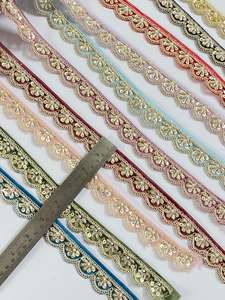 Bordure en sequins brodés sur mesure avec un design moderne, en polyester et rayonne lavable et écologique, pour vêtements et chaussures - Product Image 5