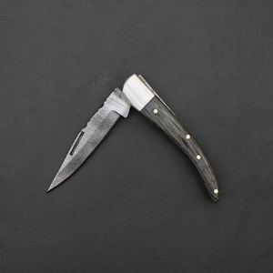 มีดพับเหล็กดามัสกัสทำมือ ด้ามไม้สีเข้ม พร้อมปลอกหนัง - Product Image 6