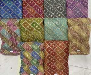 Traje Étnico Tradicional Lehenga Choli con Motivos Precisamente Colocados, Acabado Sedoso, Ligero y Transpirable - Product Image 4