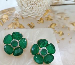 Pendientes de Diseño con Acabado Plateado de Alta Calidad y Piedras de Circonita Cúbica, Colección para Bodas y Fiestas, para Mujeres y Niñas - Product Image 2