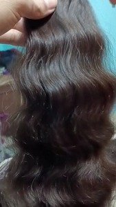 Vague naturelle de cheveux de temple alignés par cuticule vierge brute non transformée de l'Inde du sud pour l'extension de tissage de cheveux humains indiens bruts de trame de génie - Product Image 2