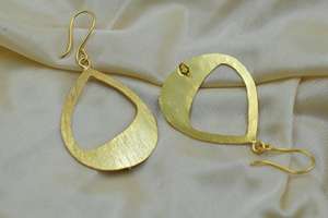 Nouvelles boucles d'oreilles en laiton plaqué or faites à la main, tendance 2025, vente en gros pour filles et femmes - Product Image 3