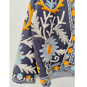 Meilleures ventes Gilets formels faits à la main pour femmes avec personnalisations Gilet fait main au meilleur rapport qualité-prix - Product Image 4