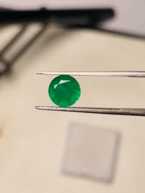 สีเขียว