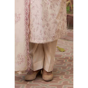 ชุดลำลองปักลายผ้าลอน 3 ชิ้น พร้อมผ้าคลุมไหล่ชีฟอง รุ่น DN-62018 ดีไซน์ลายปักแบบเดนท์ - Product Image 4