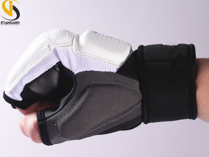 ถุงมือป้องกันการต่อสู้แบบกันน้ำสำหรับกิจกรรมกลางแจ้ง ดีไซน์ใหม่ล่าสุด เหมาะสำหรับศิลปะการต่อสู้แบบผสมผสาน (MMA) เทควันโด สำหรับผู้ชาย ผู้หญิง และเด็ก - Product Image 4