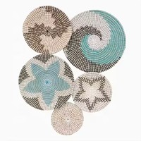 Nouvelle conception Boho Style Seagrass tenture murale paniers 3 rond plat tissé avec motif végétal fabriqué au Vietnam accessoires pour la maison