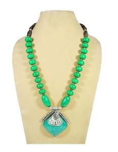 Collier de mode pour femmes de haute qualité Perles en résine avec motif Art et fleur Bijoux faits à la main - Product Image 1