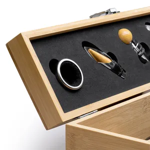Set da Vino in Bambù Personalizzato Tuala, Accessori Premium per Bar - Product Image 2