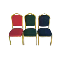 Chaises de banquet en métal empilables d'occasion chic pour l'événement Fourniture directe d'usine élégante Style moderne bon marché avec chaise à coussin doux en or
