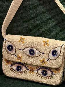 Bolso de hombro con cuentas de flores Bolso de tulipán con cuentas Bolso floral, Bolso bohemio chic, Bolso de hombro de primavera, Monedero con cuentas, Bolso hecho a mano - Product Image 2