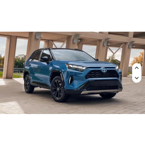 Toyota RAV4 à transmission intégrale pour des performances et une stabilité tout-terrain améliorées - Product Image 2