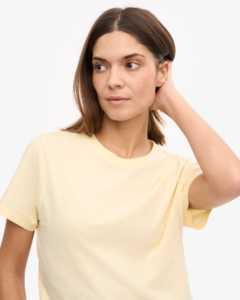 Camiseta corta deportiva informal de alta calidad personalizada 2025 para mujer, Camiseta ajustada con decoración de parches, pantalones cortos para correr - Product Image 2