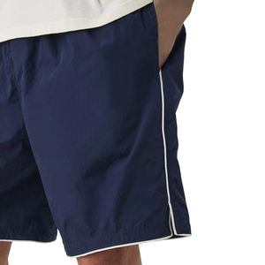 Pantalones Cortos de Nailon Personalizados OEM, Pantalones Cortos de Playa de Nailon con Memoria para Verano, Multibolsillos, Blancos con Franja Lateral, Pantalones Cortos de Nailon para Hombre con Multibolsillos - Product Image 2