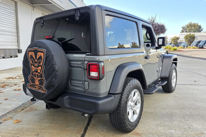 PRÊT À CONDUIRE - VÉHICULE D'OCCASION À VOLANT À GAUCHE |   Conduite à droite |   13000 MILES 2021 JEEP WRANGLER SPORT S ISLANDER EDITION - Product Image 2