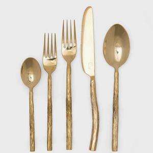 Couverts en acier inoxydable de haute qualité pour hôtels, vente en gros de couverts en métal pour buffet doré pour acheteurs du monde entier - Product Image 1