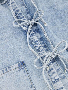 Veste en jean légère Streetwear avec col à revers manches longues et décoration de bouton sur le devant Manteau en jean court avec poches - Product Image 5