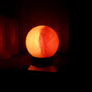 Lampe de sel en cristal rose de l'Himalaya OEM Belle boule Design Cadre en bois Alimentation électrique contemporaine Lampes de table supérieures - Product Image 6