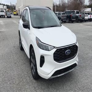 Ford Escape 2024 en PARFAIT ÉTAT - Product Image 1