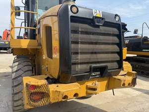 Chargeuse-pelleteuse Caterpillar Cat924k d'occasion, d'origine, à vendre, nouvelle chargeuse sur pneus, charge nominale de 2400 kg, moteur parfait - Product Image 3