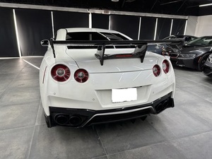 Gran Oferta: Nissan GT-R Premium AWD 2020 Usado, Color Blanco, Listo para Enviar - Product Image 2