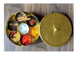 Boîte à épices en laiton de conception tendance boîte à épices de forme ronde 7 compartiments pour boîte de rangement d'épices avec couvercle - Product Image 1