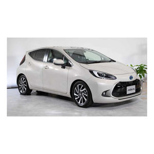 Voitures Toyota Prius C/Aqua 1.5 hybrides électriques à 5 portes d'occasion à vendre, boîte de vitesses manuelle, cuir, options conduite à gauche et à droite, CL - Product Image 3