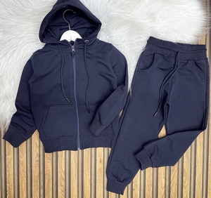 Ensemble de vêtements décontractés pour enfants avec logo personnalisé, 2 pièces, t-shirt et pantalon, manches courtes, col rond, mélange de coton pour garçons et filles de 2 à 13 ans - Product Image 4