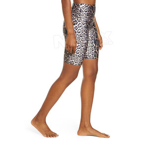 Shorts de course pour femmes sur mesure Offre Spéciale nouveauté Shorts de sport respirants à impression par sublimation - Product Image 3