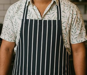 Tablier de cuisine sans manches 100% coton, tissu sergé imprimé, doux pour la maison, l'hôtel ou les restaurants, utilisation estivale, salles de bain - Product Image 3