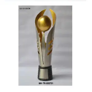 Cricket Sports Award Brass Trophy Design Award Personnaliser Style Trophée Décoratif Plaqué Or Premier Prix Trophée En Gros