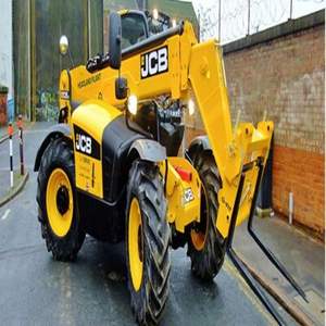 รถตักล้อยาง JCB 531-70 AGRI แบบ Telehandler ยกสูง 6 เมตร รับน้ำหนักได้ 3.2 ตัน เครื่องยนต์ดีเซล ขับเคลื่อน 4 ล้อ สำหรับงานเกษตร ขาย - Product Image 1