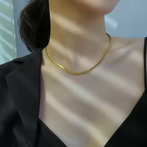 Cadena de Oro Fino de 18K con Eslabones de Serpiente, Collar Geométrico de Moda con Diamantes y Perlas de Oro de 18K para Fiestas, Regalos Religiosos - Product Image 1