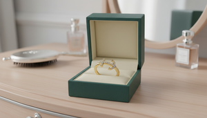 Anillo Elegante de Oro de 14K y Diamantes Naturales para Mujer, Modelo 'Ancla del Océano' - Product Image 5